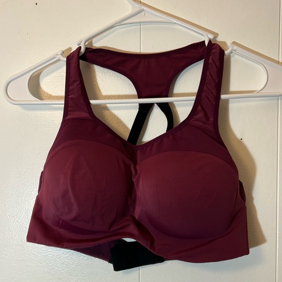 Nike Other - Nike bra size medium